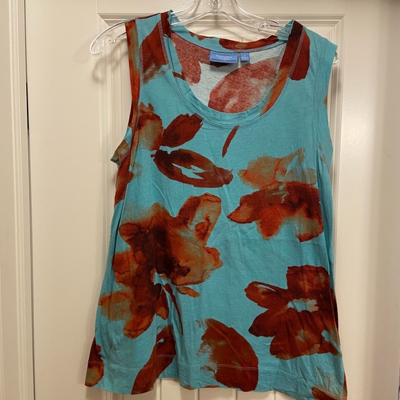 Vera Wang tank top - Picture 1 of 3